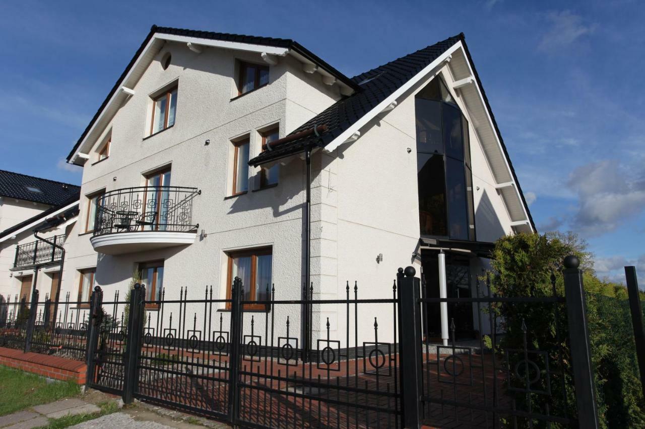 Pokoje Goscinne Jolka Łeba Exterior foto
