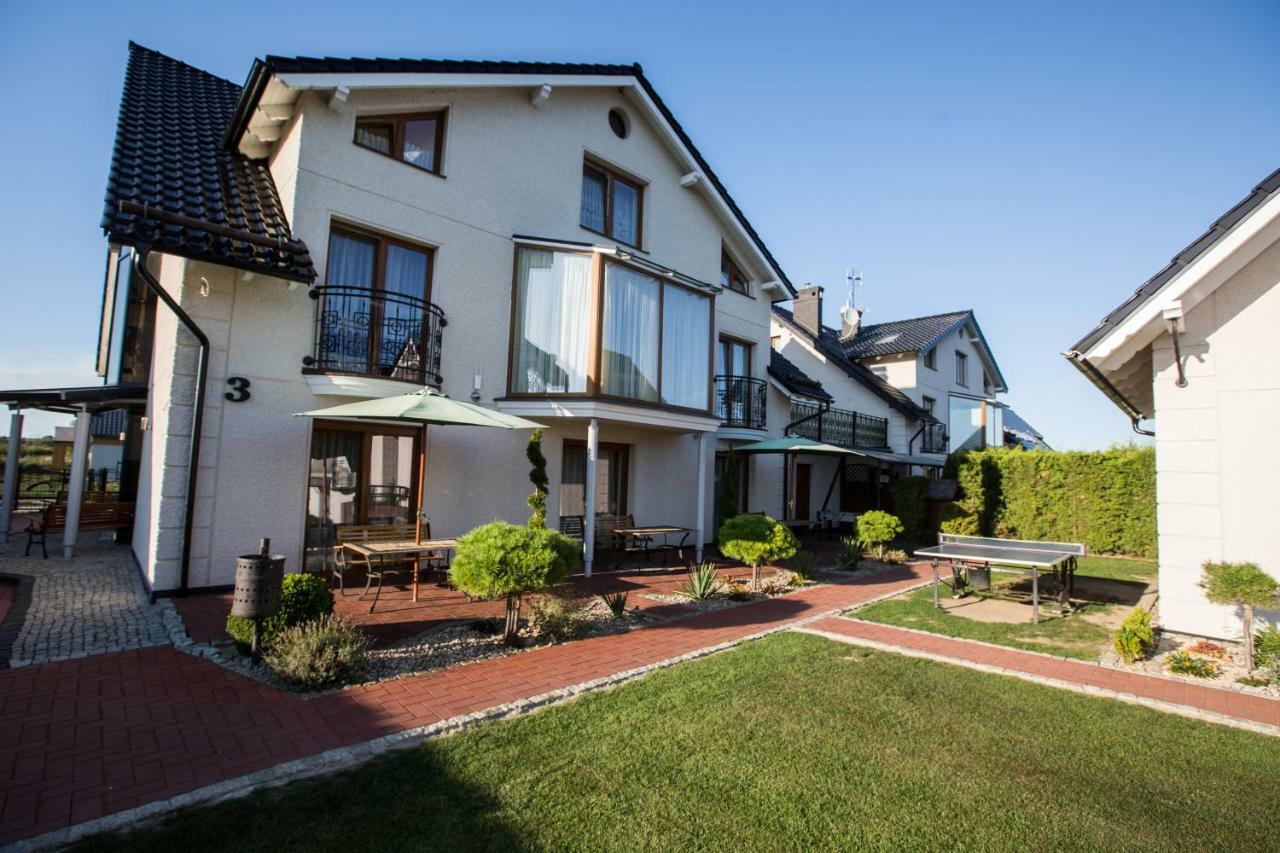 Pokoje Goscinne Jolka Łeba Exterior foto